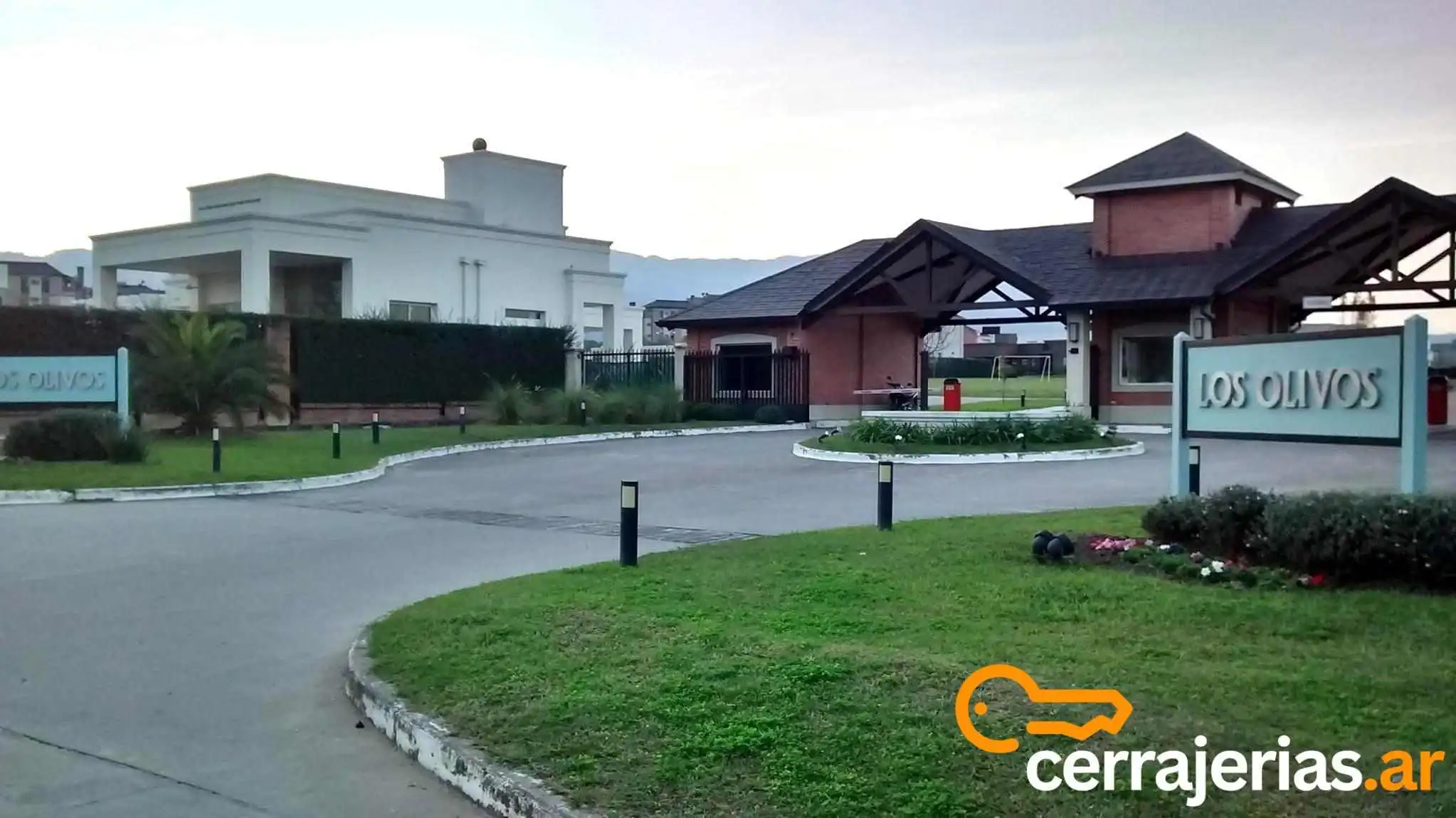 Barrio Privado Los Olivos - Yerba Buena Barrio Privado Los Olivos - Yerba Buena