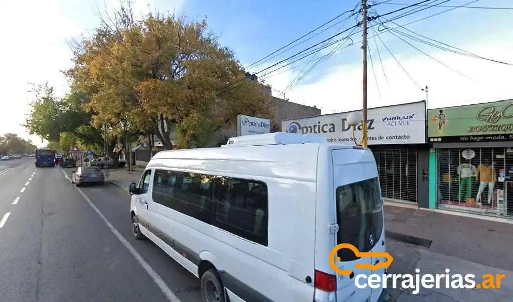 Kustos S.a. - Luján De Cuyo Kustos S.a. - Luján De Cuyo