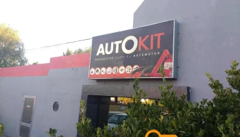 Autokit - Río Colorado