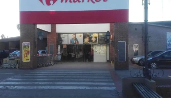 Carrefour Maxi Mendoza San Martín - Balcarce 141