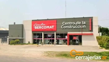 Familia Bercomat - Centro de la Construcción - R12 - Corrientes