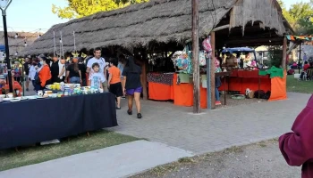 Feria De Artesanos De La Granja - Córdoba