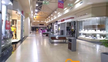 Portal Trelew Shopping - Josiah Williams