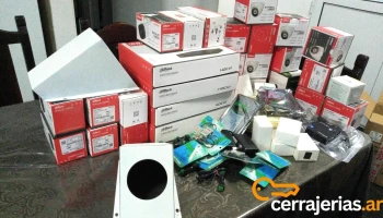 X-28 Alarmas Seguridad Romang Servicios de instalación de camaras y alarmas - Romang