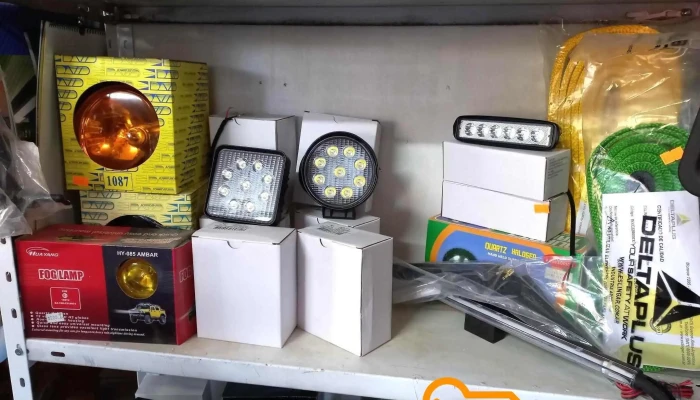 Accesorios Tato Autopartes y Cerrajeria - Vuelta De Obligado Y