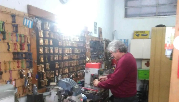Alberto Vespa Cerrajeria - Rosario