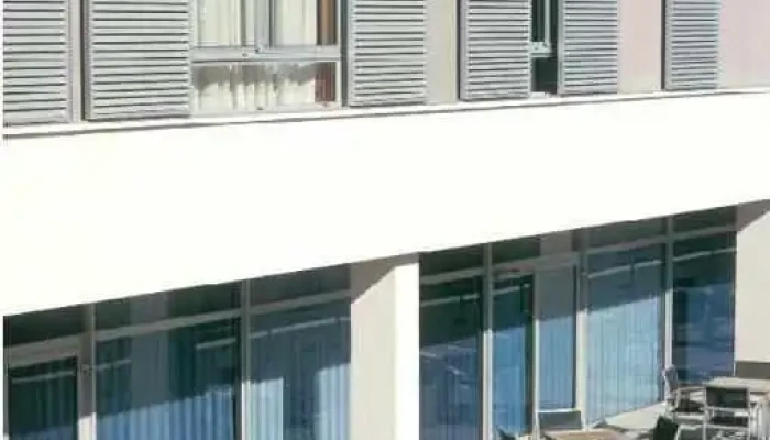 Altecno Fabrica De Aberturas De Aluminio Vidrio - Granadero Baigorria
