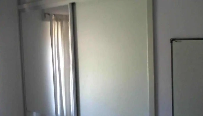 Alucom -    Fabrica De Aberturas De Aluminio Y Amoblamientos En Melamina Interior - Mendiolaza