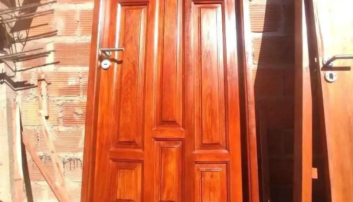 Carpintería Aberturas en madera puertas y ventanas cedro y algarrobo - Neuquén