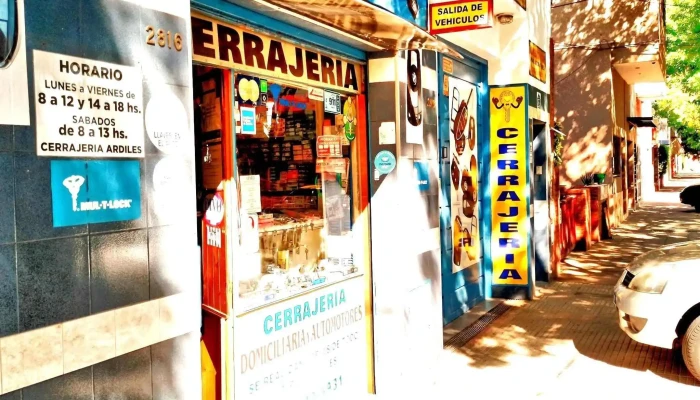 Cerrajeria Ardiles -  Instagram - Cob