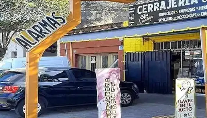 Cerrajeria Y Alarmas L G Exterior - Villa Gdor. Galvez
