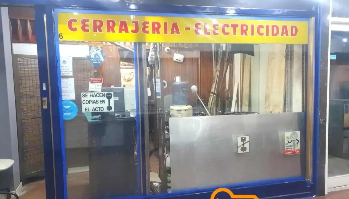 Cerrajeria y Electricidad Aumassanne - La Pampa 2029 Local 6