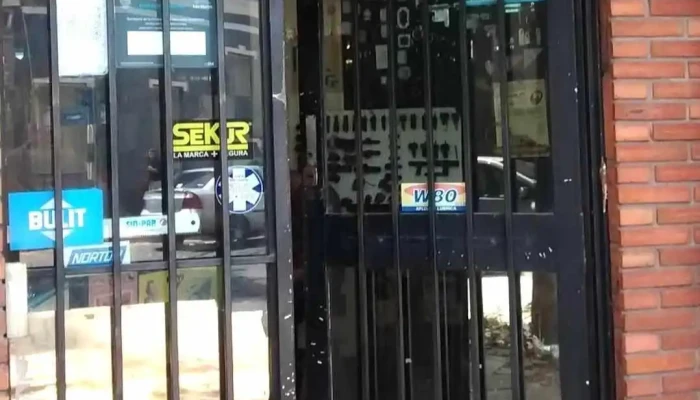 Cerrajeria Y Ferreteria La Esquina Exterior - Gran Buenos Aires
