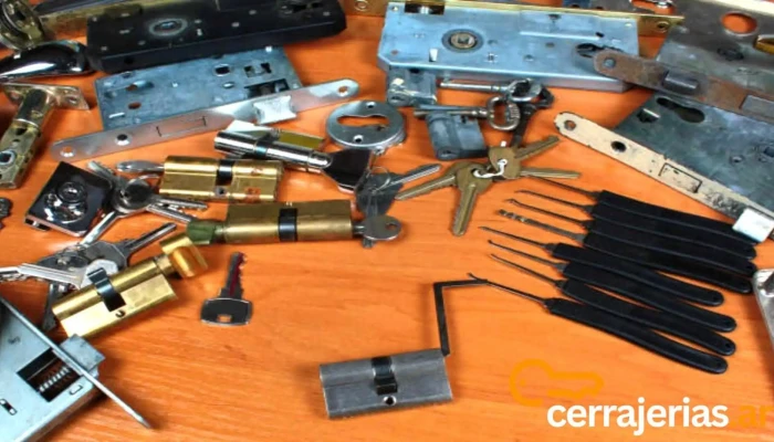 Cerrajerias De Casas Y Autos Urgencias 24 Hs Del Propietario - Bernal