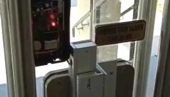 Corpas Servicios De Cerrajeria -  Interior - Ramos Mejía