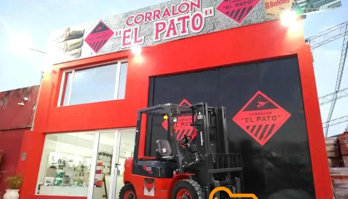 Corralon "el Pato" - Esquina