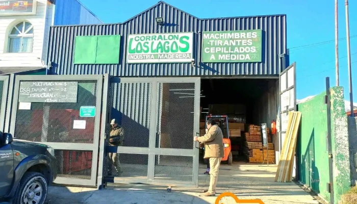 Corralon Los Lagos Del Propietario - San Carlos de Bariloche