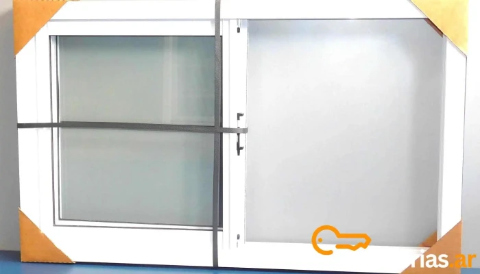 Dvh Aberturas De Aluminio -  Del Propietario - Col. Caroya