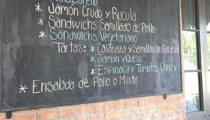 Entre Dos Alfajores Premium Tienda Y Cafeteria Estacion Ferri Carta - Luján de Cuyo