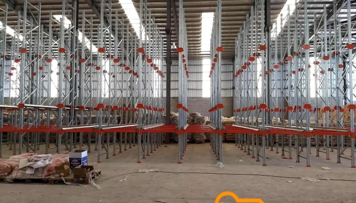 Estructuras Metalicas Ssyme De Mario Abella -  Hormigon - Villa Gdor. Galvez