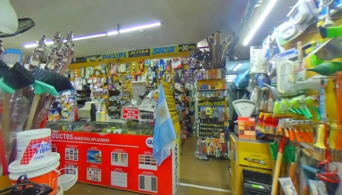 Ferreteria Lencinas Hnos Interior - Córdoba