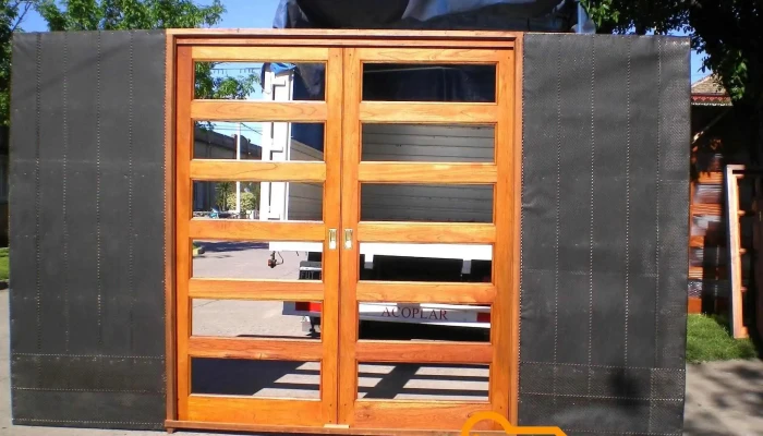 Fiereder Aberturas -  Puerta - San Jeronimo Nte.