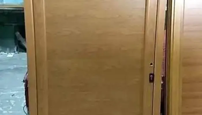 Gusic Aberturas De Aluminio Fabrica Del Propietario - Soldini