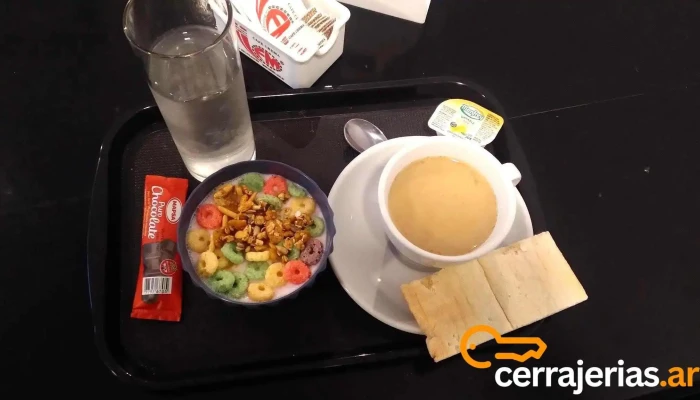 Hotel Salsacate -  Comida Y Bebida - Salsacate