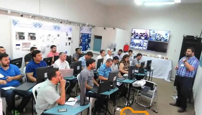 i-cuadrado Distribuidora de Seguridad Informatica y Electronica - San Miguel De Tucumán