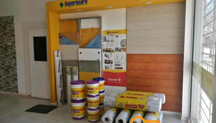 La Comercial Srl -  Puerta - Cipolletti