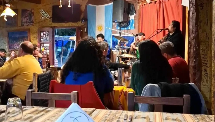 La Pena De Rolito Ambiente - Tilcara