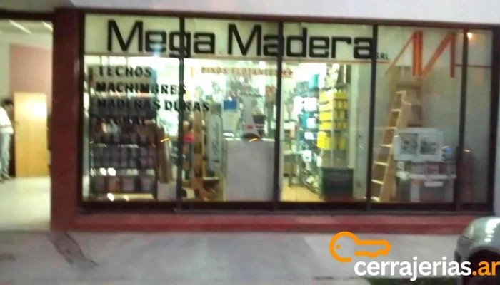 Mega Madera -  Interior - San Rafael