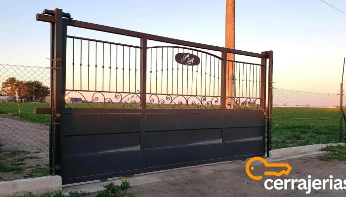 Metalurgica S F - Portones Automaticos Ind Y Residenciales - Oliva