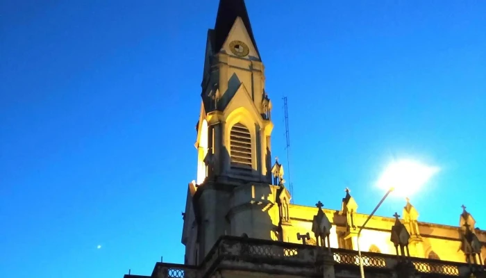 Parroquia Jesús Redentor Laboulaye - Laboulaye
