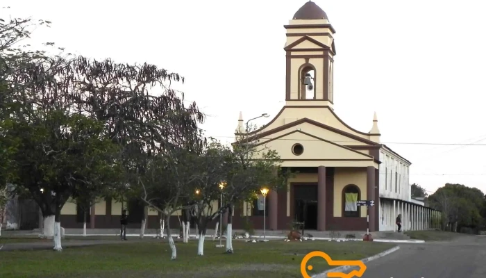 Plaza 25 de Mayo - Mburucuyá