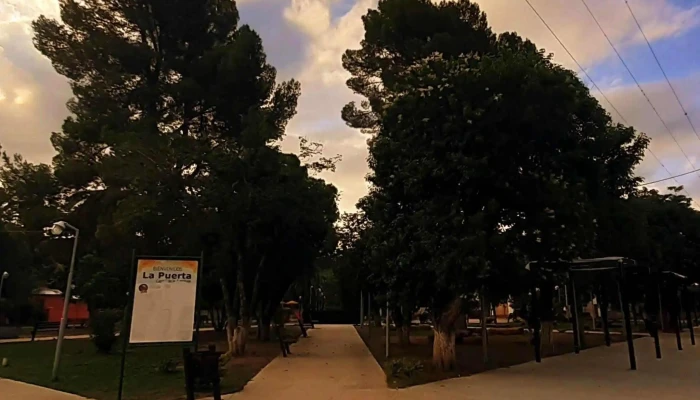 Plaza Bernabe Araoz Instagram - La Puerta