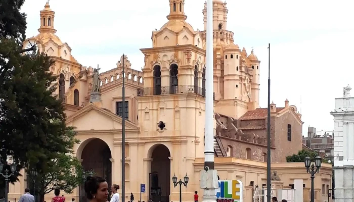 Plaza San Martin -  Opiniones - San Jose de la Dormida