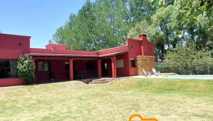 Puerta 1910 -  Exterior - Tunuyán