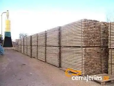 Puertas Macizas Sa Del Propietario - Guaymallén
