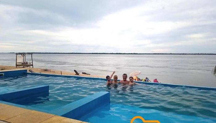 Puerto Yacarey -  Servicios - Itatí