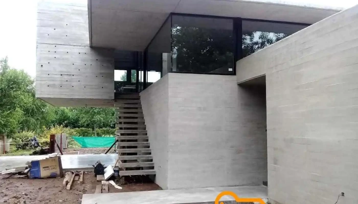 Quatro Srl -    Aberturas De Aluminio Del Propietario - Rosario