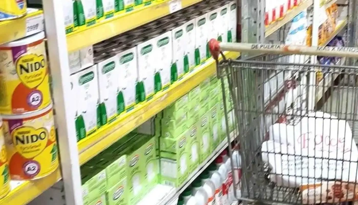 Supermercado De Puerta -  Interior - Cruz del Eje