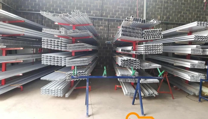 Valumy Aberturas De Aluminio -  Del Propietario - Unquillo