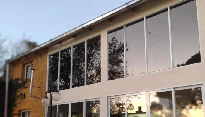 Vialum -    Vidrieria  Fabrica De Aberturas De Aluminio Curuzu Cuatia - Curuzú Cuatiá